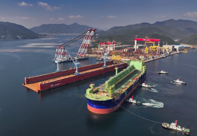 ▲ SK오션플랜트가 호주 바로사 지역에 설치되는 FPSO 선체 1척을 고객사에 인도했다. ⓒSK오션플랜트