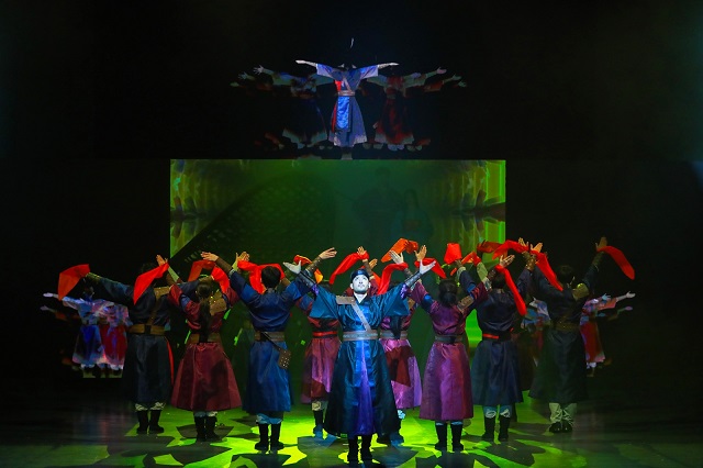 ▲ 신라문화 기반 창작 뮤지컬 ‘더 쇼! 신라하다’ 공연 모습.ⓒ경주엑스포