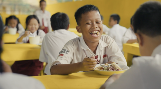 ▲ 듀럭스(Dulux)의 'Project Yellow Canteen' 캠페인. ⓒ이노션 인도네시아
