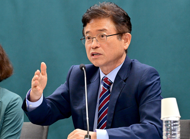 ▲ 이철우 지사는 국회에서 열린 ‘국가현안 대토론회’에서도 이 지사는 “지방정부에 권한을 주어야 능력이 생긴다”며 지역 현안에 대한 입법적 해결을 요청했다.ⓒ경북도