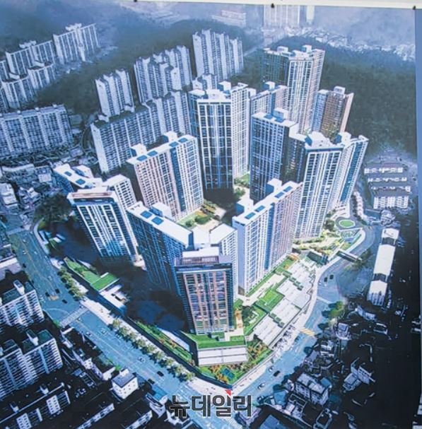 ▲ 포항시 학잠동에 설치된 자이애서턴 현장 조감도.ⓒ뉴데일리