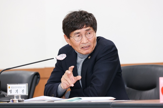 ▲ 임기진 경상북도의회 의원은 도의회가 심의 의결한 내용대로 도청신도시로 이전 시행할 것을 촉구했다.ⓒ경북도의회