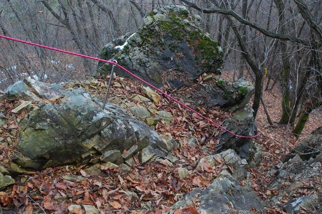 ▲ 진악산 하산길.ⓒ진경수 山 애호가