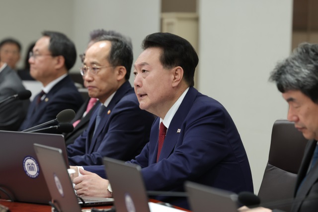 ▲ 윤석열 대통령이 지난 14일 서울 용산 대통령실 청사에서 국무회의를 주재하고 있다.ⓒ대통령실 제공