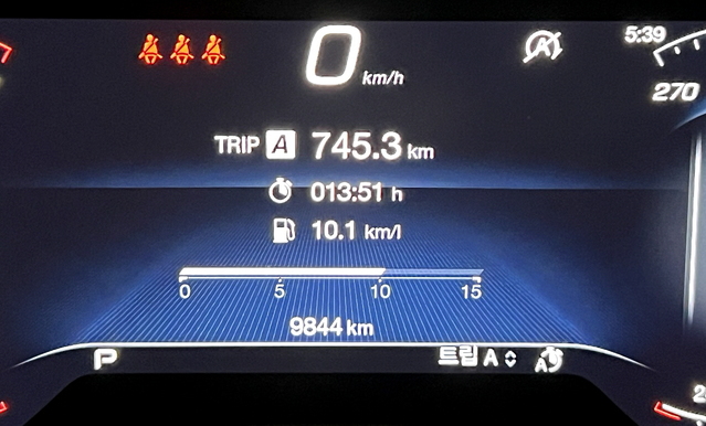 ▲ 연비는 10.1을 기록했다. ⓒ김재홍 기자