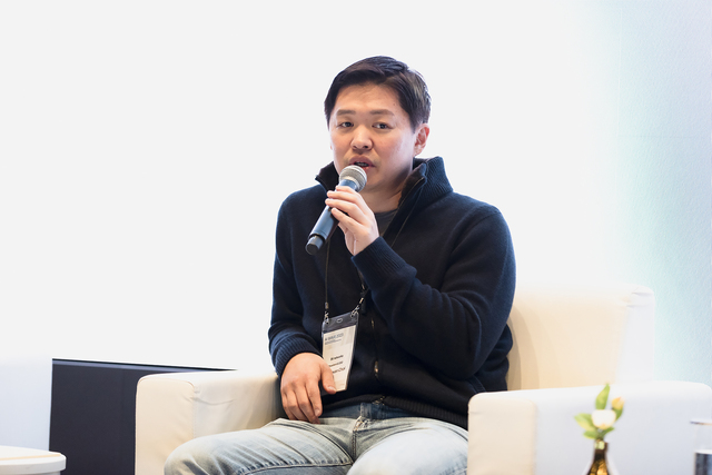 ▲ 최성환 SK네트웍스 사업총괄 사장이 AI 투자 및 협력을 통해 사업형 투자회사로 변화하는 SK네트웍스의 방향성을 설명하고 있다.ⓒSK네트웍스