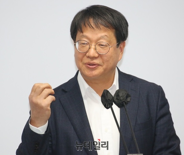 ▲ 조소연 세종시설관리공단 이사장이 19일오후 세종시청 정음실에서 기자회견을 하고 있다.ⓒ이길표 기자