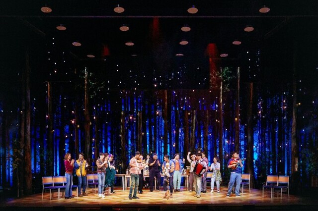 ▲ 뮤지컬 '컴프롬어웨이' 공연 장면.ⓒ쇼노트