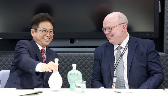 ▲ 올해 이철우표 지방외교는 국가외교에 힘을 보태고, 지역의 경제는 제대로 챙기며 그동안 주목받지 못했던 지방정부의 외교적 역할을 재인식시켰다는 평가를 받고 있다.ⓒ경북도