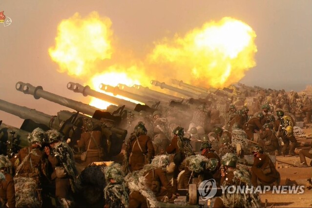 ▲ 2020년 3월 21일 북한군 포병부대가 훈련하고 있는 모습. ⓒ연합뉴스