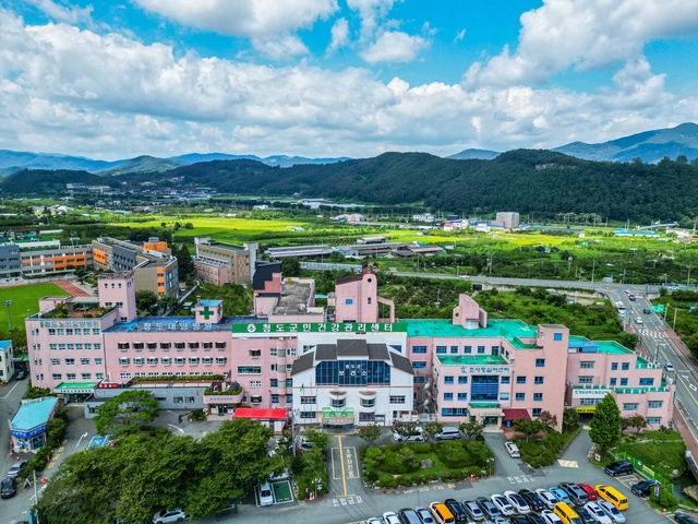 ▲ 청도군(군수 김하수)은 5일 보건복지부에서 시행하는 ‘2024년 의료취약지 원격협진 사업’ 공모에 선정돼 의료취약지에 대한 원격협진 시스템 구축에 박차를 가할 예정이다.ⓒ청도군