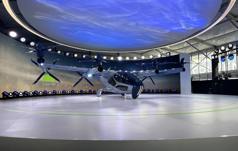 ▲ 신 CEO가 이날 소개한 S-A2 기체 실물모습. ⓒ김재홍 기자