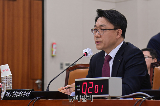 ▲ 김진욱 고위공직자범죄수사처장이 19일 국회에서 열린 법제사법위원회의 고위공직자범죄수사처에 대한 국정감사에 출석해 의원들의 질문에 답하고 있다. 2023.10.19 ⓒ이종현 기자