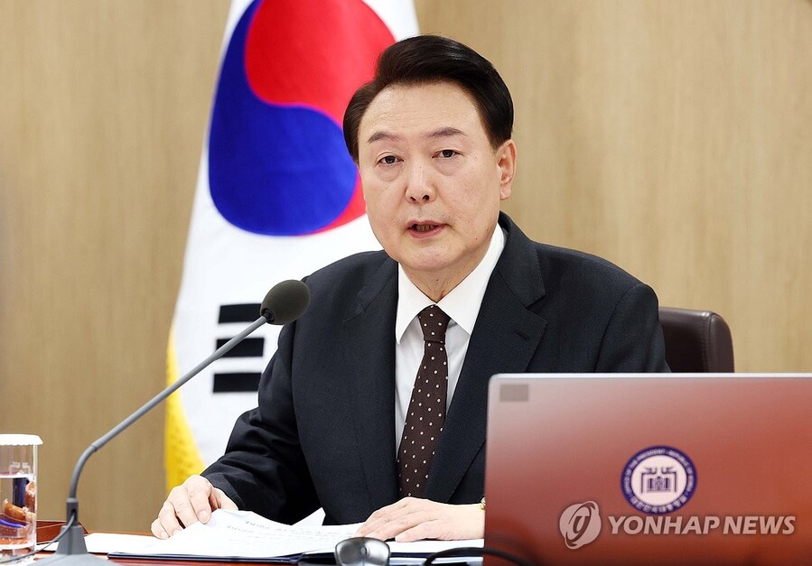 ▲ 윤석열 대통령이 16일 서울 용산 대통령실 청사에서 열린 국무회의에서 모두발언을 하고 있다. 2024.1.16 [대통령실통신사진기자단] ⓒ연합뉴스