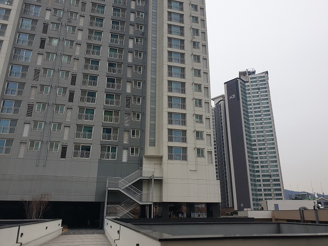 ▲ 서울 용산구 한강로 2가 '용산베르디움프렌즈' 단지 전경.ⓒ송학주 기자