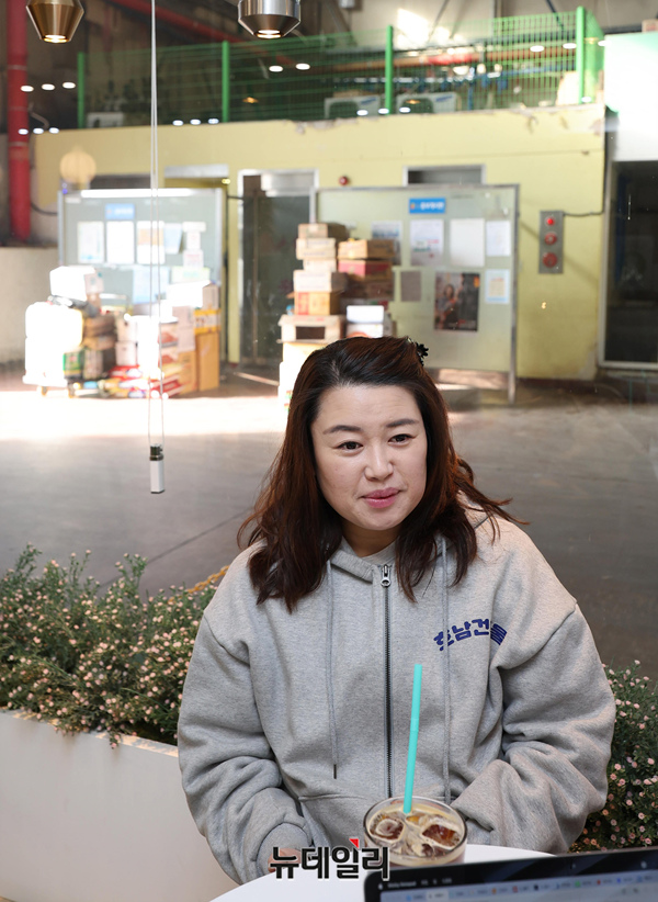 ▲ 호남건어물을 운영 중인 이문영 사장. ⓒ정상윤 기자