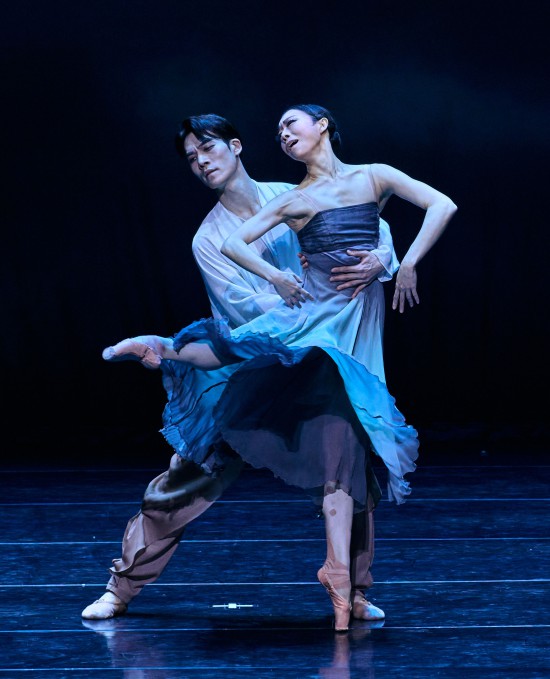 ▲ '2023 코리아 이모션 정' 중 '미리내길'(강미선·이현준).ⓒ유니버설발레단