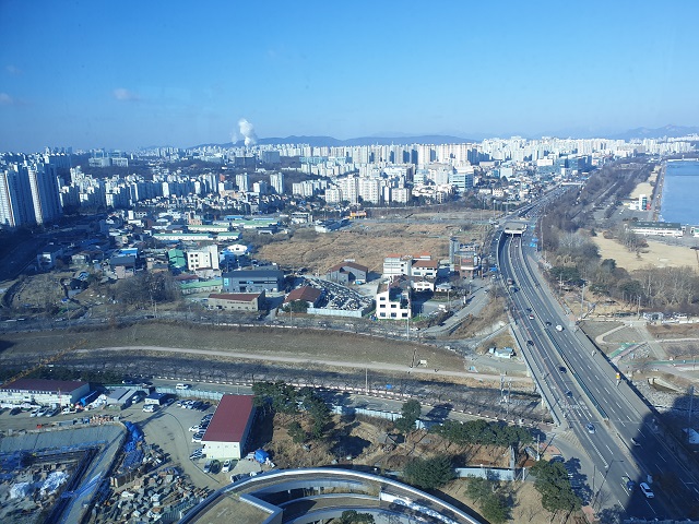 ▲ '하남 유니온파크' 전망대에서 바라본 인근 전경.ⓒ송학주 기자
