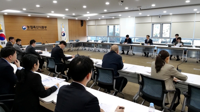 ▲ 농림축산식품부는 농가현안 점검과 속도감 있는 정책 추진을 위해 '농림축산시굼부 개혁추진단'을 발족하고 첫 회의를 진행했다. ⓒ농림축산식품부