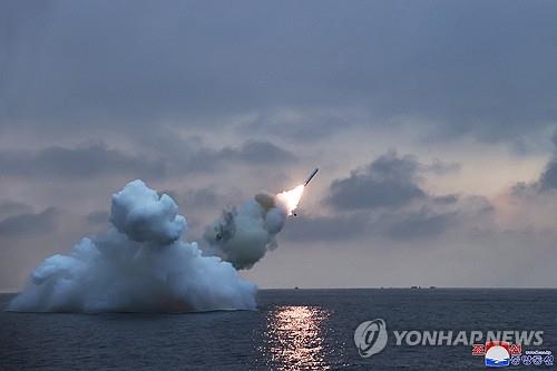 ▲ 북한 김정은, 잠수함발사순항미사일·핵잠수함 건조 지도. ⓒ연합뉴스