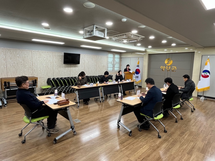 ▲ 영양군(군수 오도창)은 1월 31일 영양군 로컬푸드직매장 활성화를 위한 ‘제2회 영양군 로컬푸드 육성 및 지원 위원회’(이하 위원회)를 주최했다.ⓒ영양군