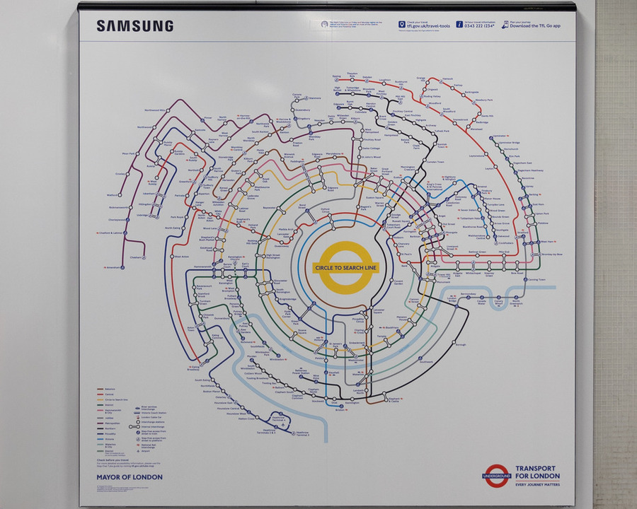 ▲ 영국 런던 지하철역 내 '써클 투 서치 라인' 캠페인. ⓒ삼성