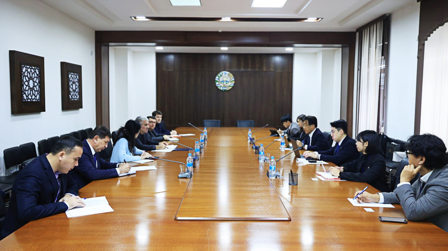 ▲ 대구한의대학교(총장 변창훈)는 우즈벡 부하라 주정부와 부하라국립의대를 방문하여 대한민국 경상북도와 함께 전통의학 교육과 글로벌산학협력을 논의했다.ⓒ대구한의대