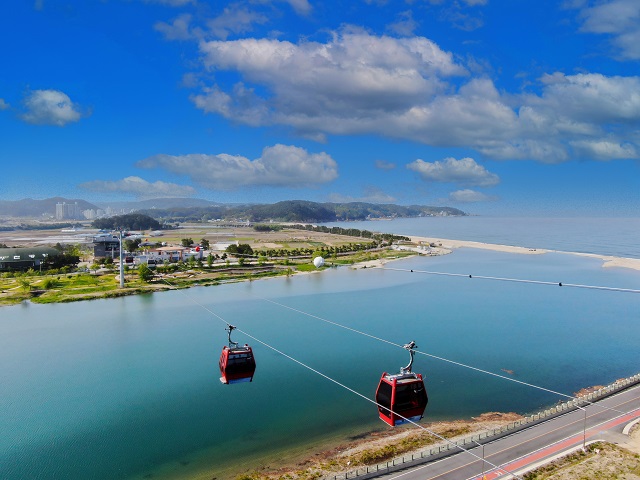 ▲ 울진 왕피천 케이블카 전경.ⓒ울진군