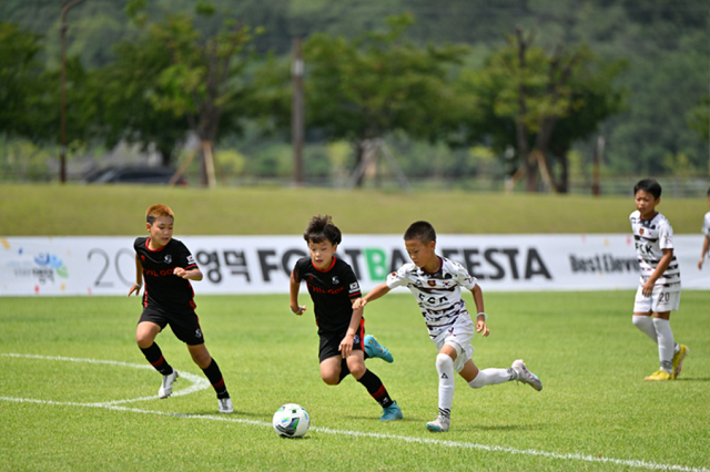 ▲ 영덕군은 23일부터 27일까지 관내 3개 축구장에서 ‘2023 영덕 풋볼페스타 윈터리그’를 개최한다.ⓒ영덕군