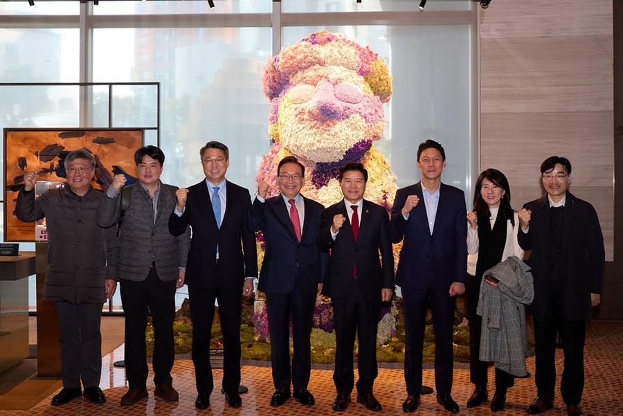 ▲ 새만금개발청(청장 김경안)은 새만금 관광레저용지 투자유치를 위해 26일 제주 복합리조트를 방문해 투자유치 간담회를 개최했다.ⓒ새만금개발청 사진 제공.