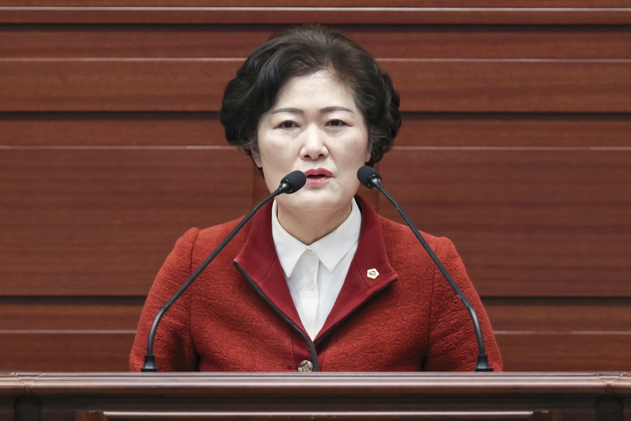 ▲ 경상북도의회 남영숙 농수산위원장(상주, 국민의힘)은 2월 27일 제345회 임시회 5분 자유발언에서 기후위기에 대응한 경북도 차원의 농작물 자연재해 피해예방 및 농가 지원방안을 조속히 마련할 것을 촉구했다.ⓒ경북도의회