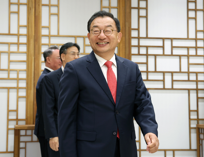 ▲ 이정현 당시 지방시대위원회 부위원장이 2023년 7월 7일 서울 용산 대통령실 청사에서 열린 위촉장 수여식에 참석하고 있다.ⓒ대통령실통신사진기자단