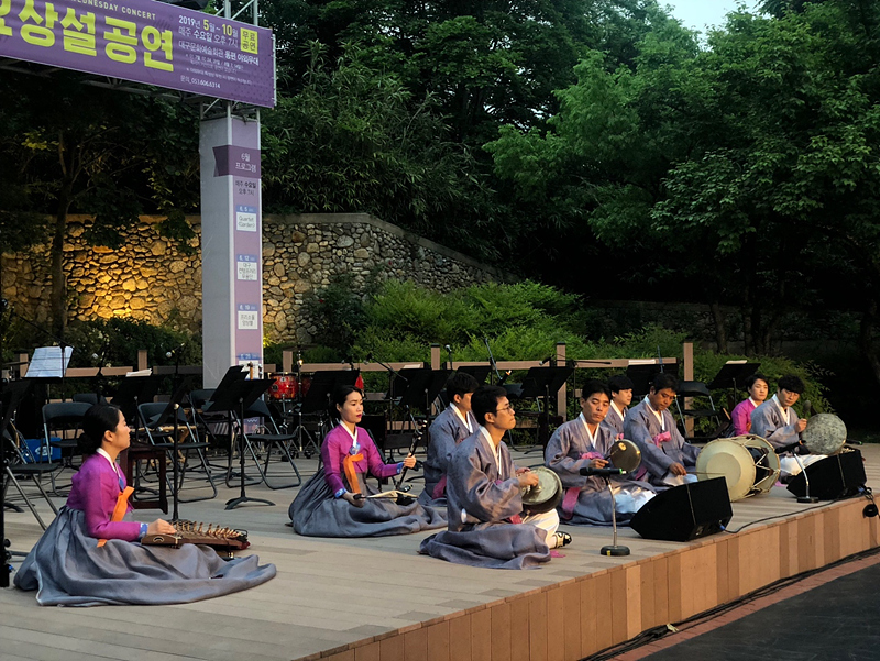 ▲ 대구광역시는 대구시립예술단의 시민밀착형 공연을 통해 시민에게 즐거움을 선사하고, 문화와 예술로 활력을 부여하기 위해 오는 3월 23일부터 10월 26일까지 신천 수변무대와 동성로에서 ‘토요시민콘서트’를 진행한다.ⓒ대구시