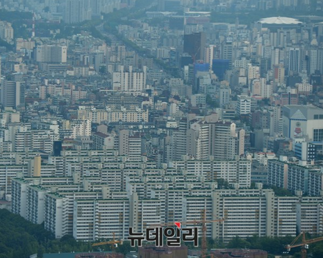 ▲ 기본형건축비 상승에 따른 분양가 추가 인상 우려로 수요자들 고심이 깊어지고 있다. ⓒ뉴데일리DB