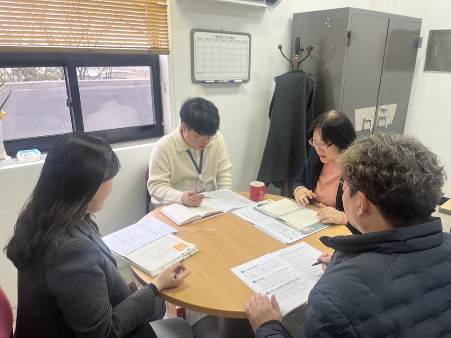 ▲ 경산시(시장 조현일)는 경산지역 10개 대학 대상으로 찾아가는 간담회를 시작해 2024년 건강증진대학 만들기 사업을 본격적으로 추진한다.ⓒ경산시