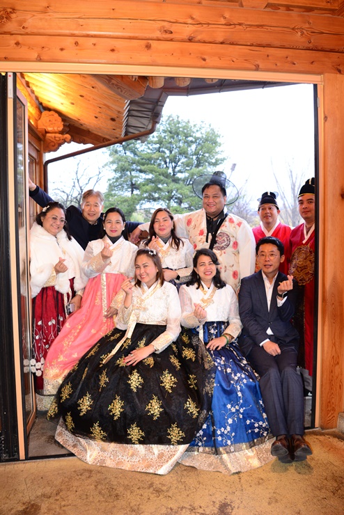 ▲ 경상북도와 경상북도문화관광공사는 최근 방한관광객이 늘어나는 필리핀 관광시장 공략을 위해 지난 7일부터 8일까지 2일간(1박 2일) 필리핀 주요 여행업계 8개 사를 대상으로 경주, 포항지역에서 팸투어를 실시했다.ⓒ경북도