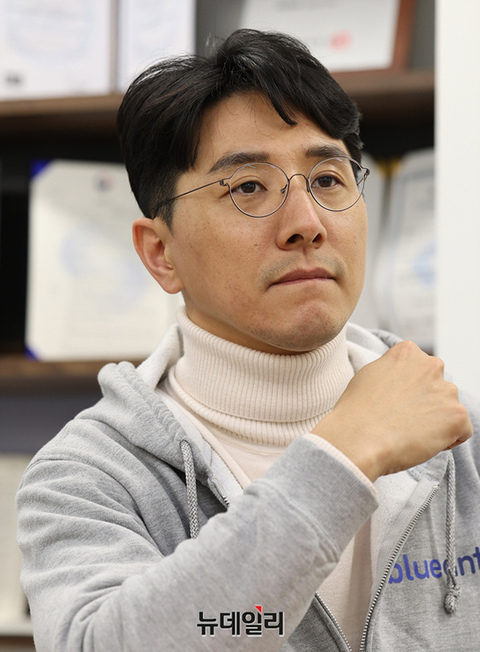 ▲ 김성현 한국디지털헬스산업협회 이사(블루앤트 대표)가 21대 국회에서 비대면진료 법제화가 이뤄져야 한다고 발언하고 있다. ⓒ정상윤 기자