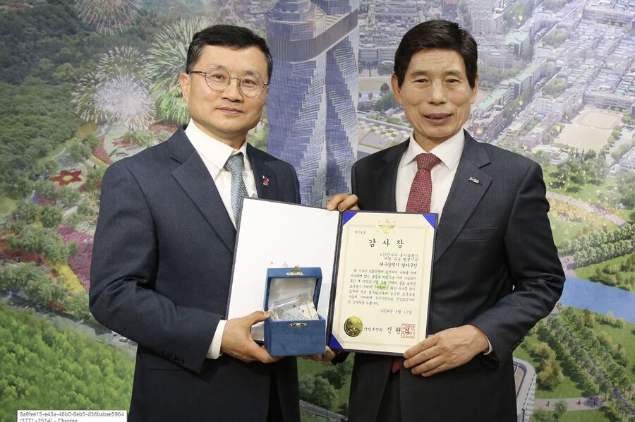 ▲ 대구 달서구(구청장 이태훈)가 국방부에서 추진하고 있는 ‘6·25 전사자 유해발굴 사업’ 2023년 행정지원 기관 중 전국 1위로 평가돼 최우수 기관에 선정됐다.ⓒ달서구