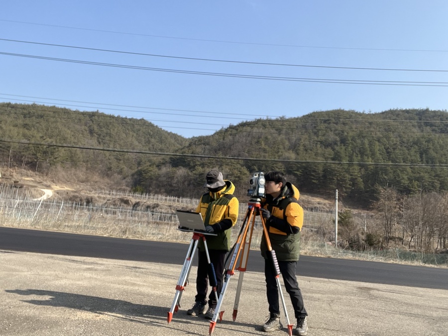 ▲ 영양군(영양군수 오도창)은 정확한 지적측량을 위해 지적기준점에 대한 일제 조사를 진행한다.ⓒ영양군