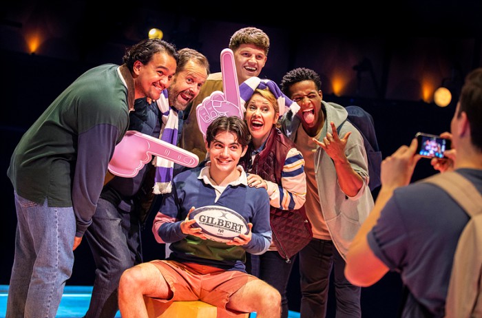 ▲ 뮤지컬 '더리틀빅띵스' 영국 웨스트엔드 공연 사진.ⓒPamela Raith