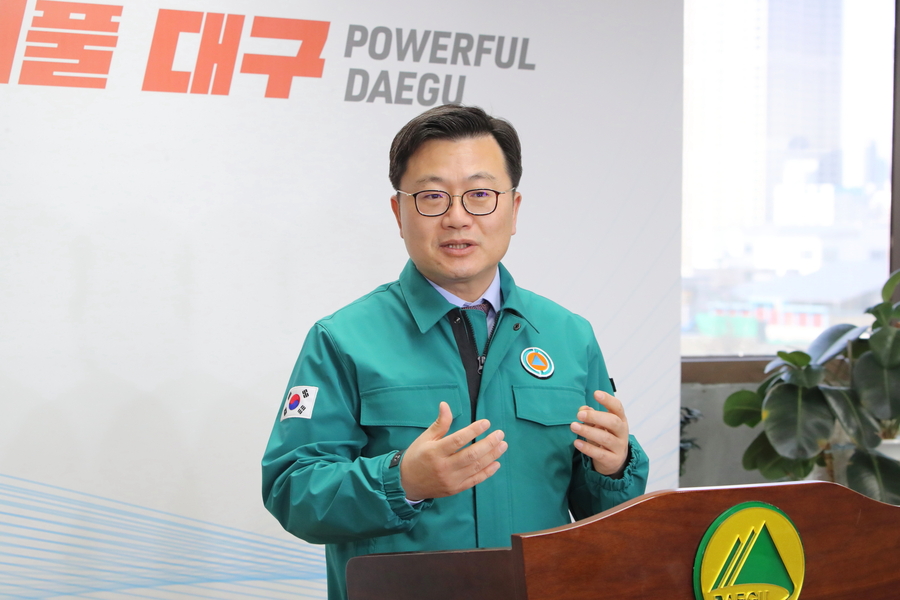 ▲ 김선조 대구시 행정부시장이 
 20일 오후 대구 동인청사에서 의대 정원 확대와 관련해 담화문을 발표하고 있다.ⓒ대구시