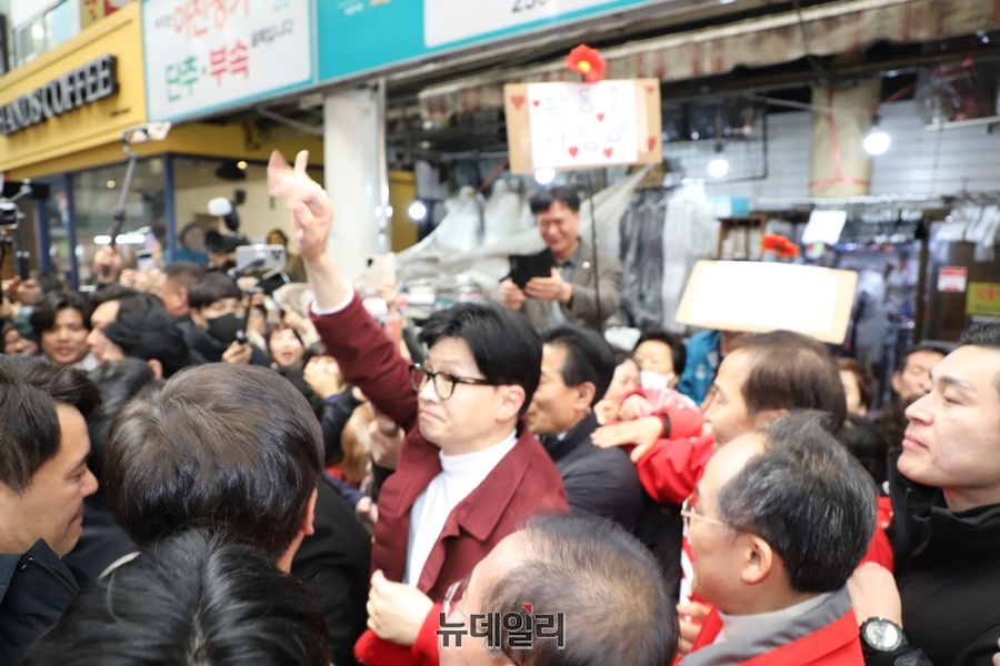 ▲ 대구를 찾아 지지층 결집에 나선 한동훈 국민의힘 비대위원장. ⓒ뉴데일리