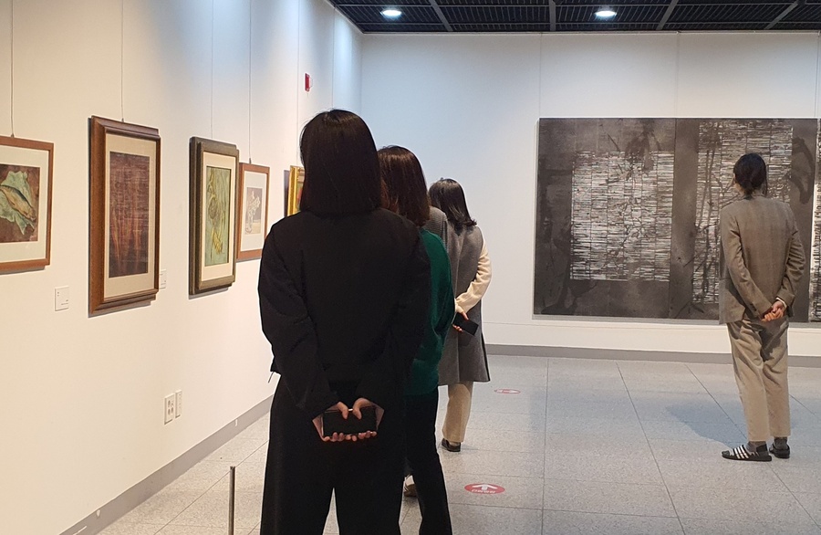 ▲ 경북도서관이 26일부터 다음 달 7일까지 2주간 기획전시실(2층)에서 ‘정물세계’순회 전시 展을 주최한다.ⓒ경북도