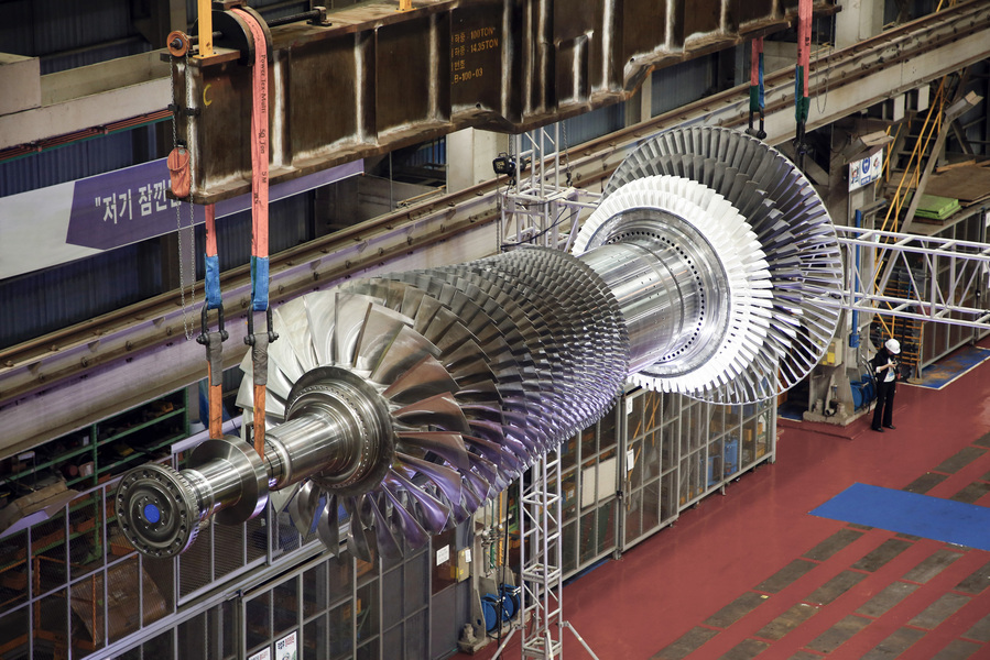 ▲ 가스터빈의 핵심 구성품인 로터 조립체ⓒ두산에너빌리티