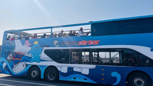▲ 인천관광공사는 인천시티투어 순환형과 테마형 등 인천 관광명소을 둘러보는 3개 노선 버스를 운영하고 있다. ⓒ인천관광공사 제공