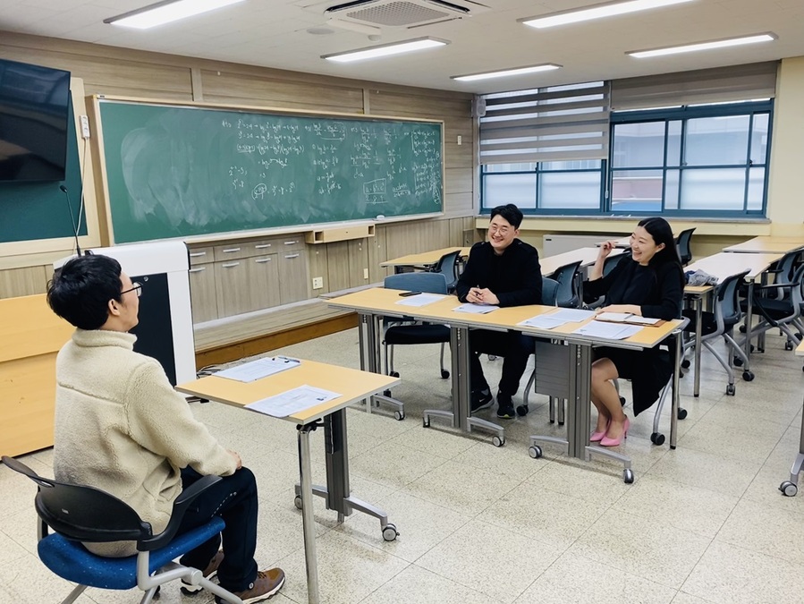 ▲ 충북대학교가 입학정보에 소외된 고등학교와 정보에 취약한 학생∙학부모를 대상으로 교육기회 불평등 해소에 앞장서고 있다.ⓒ충북대