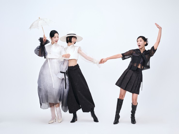 ▲ 국립정동극장 예술단 정기공연 '모던정동' 콘셉트 사진.ⓒ국립정동극장