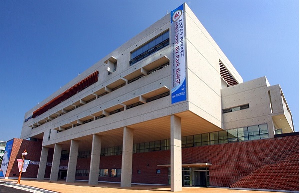 ▲ 한남대는 지난 8·9일 양일간 지역 창업문화 확산과 창업 유망주 발굴을 위해 ‘ 개최된 창업 페스티벌을 통해 대학발 창업 발굴, 지역 창업 허브의 역할 수행 내용을 선보인다.@한남대