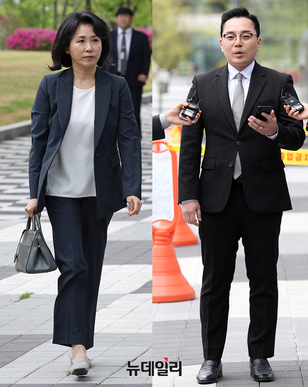 ▲ 공직선거법 위반 혐의로 기소된 이재명 더불어민주당 이재명 대표의 배우자 김혜경(왼쪽) 씨와 이 사건의 공익제보자 조명현 씨가 22일 오전 수원지방법원에서 열린 공판에 각각 출석하고 있다. ⓒ경기 수원=정상윤 기자