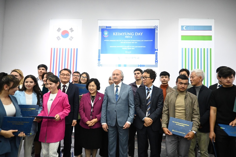 ▲ 계명대가 우즈베키스탄 ‘국제 순수 및 응용미술 축제’에 초청을 받아 참가하고, ‘계명의 날’을 지정해 개회식을 가지고 있다.ⓒ계명대